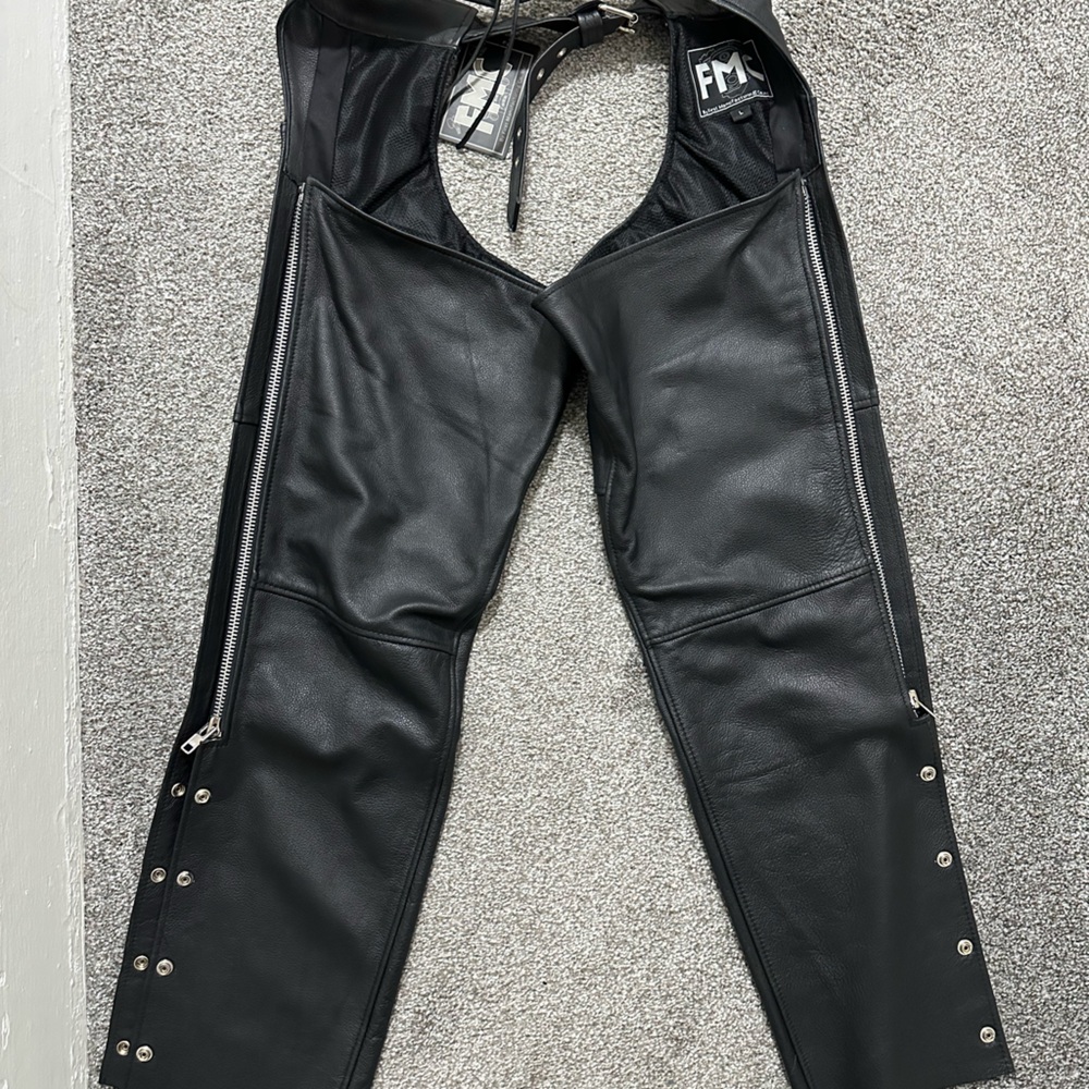 Leather riding chaps